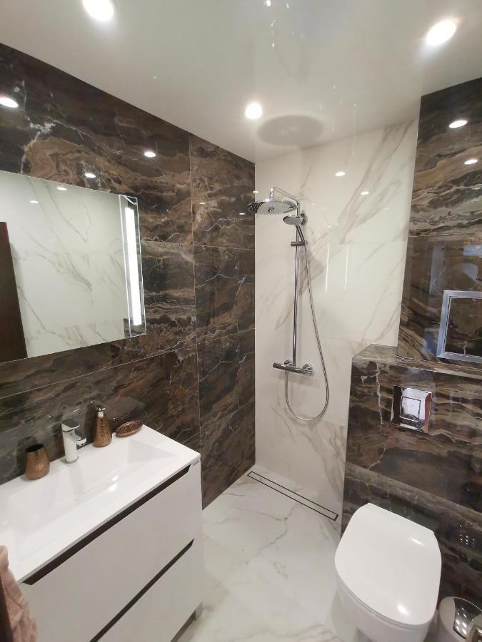 City Center Lux Apartment Warna Zewnętrze zdjęcie