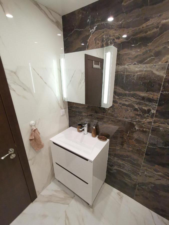 City Center Lux Apartment Warna Zewnętrze zdjęcie