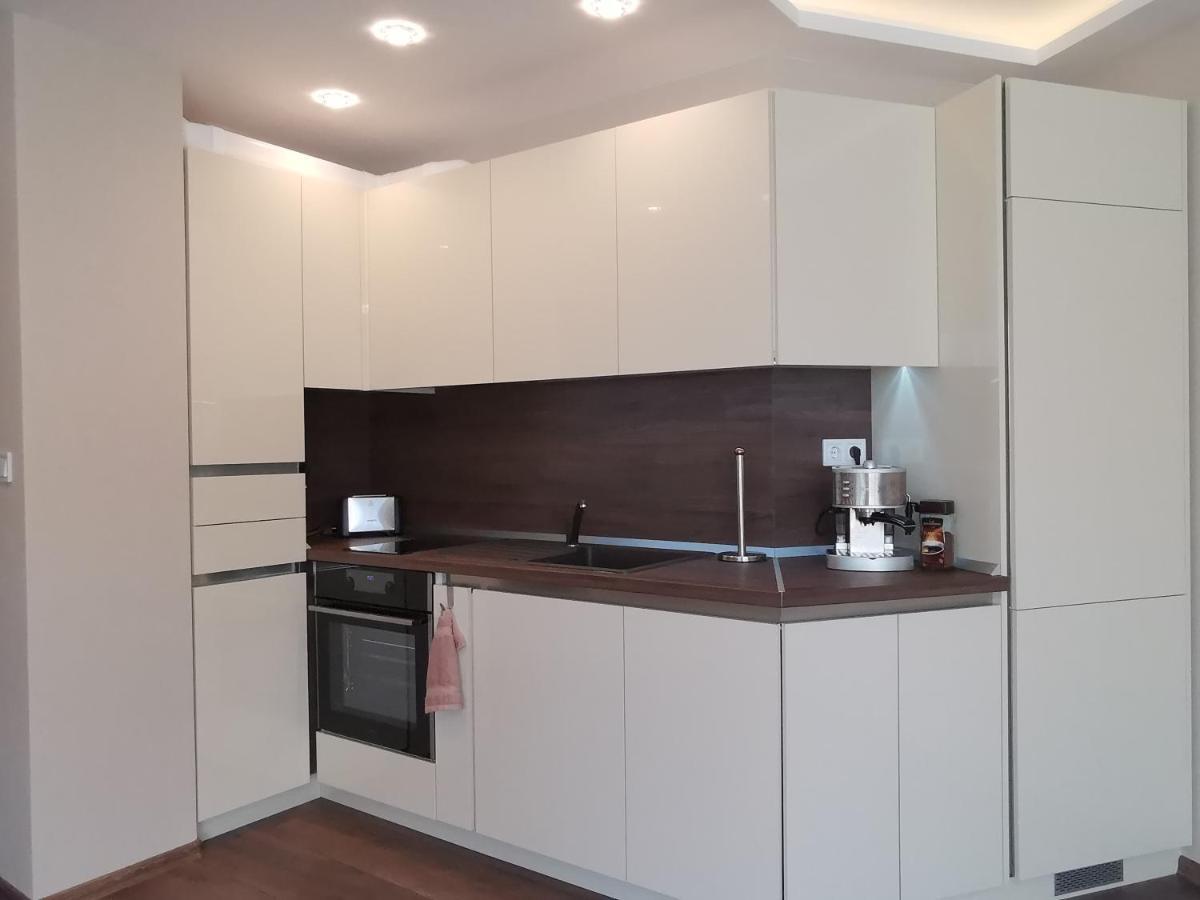 City Center Lux Apartment Warna Zewnętrze zdjęcie